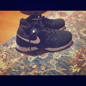 Nike lunar fingertrap sneakers
